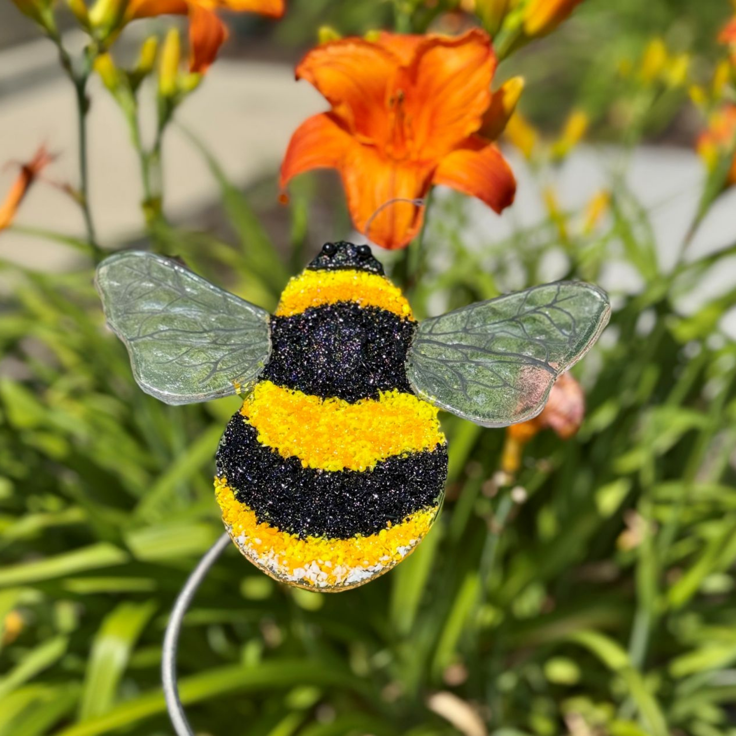 8/9, Bee-You-Tiful Bumble Bee Stake