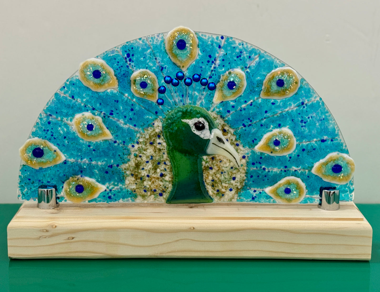 1/15, Majestic Peacock Class