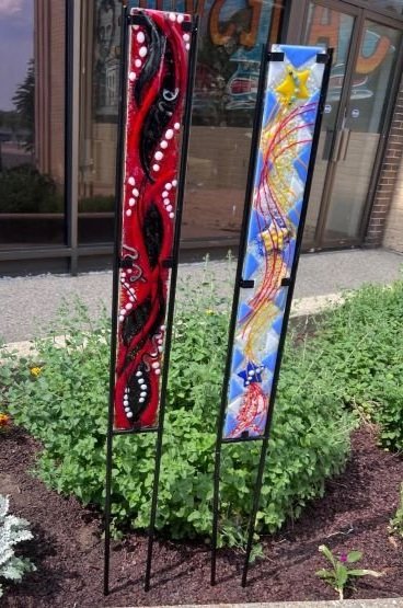 7/25, Splash of Color Garden Stake